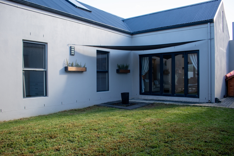 To Let 3 Bedroom Property for Rent in Aan de Wijnlanden Western Cape